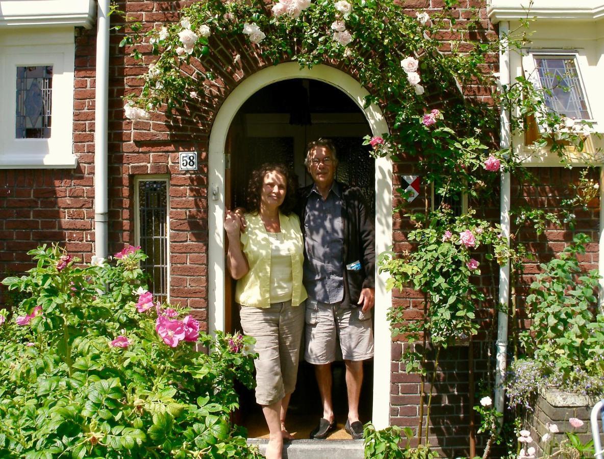 Bed & Breakfast Tegenover De Molen Haarlem Bagian luar foto
