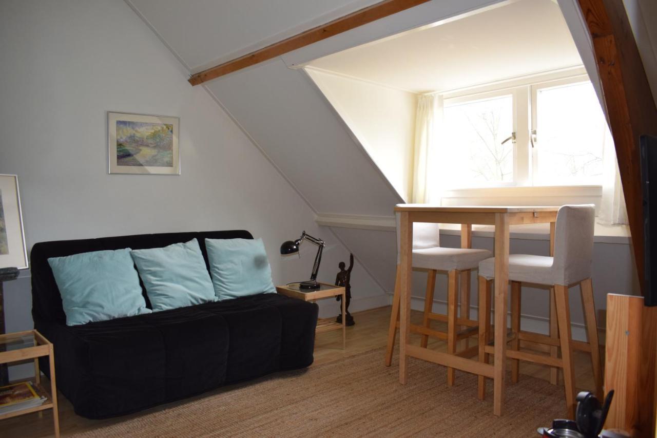 Bed & Breakfast Tegenover De Molen Haarlem Bagian luar foto
